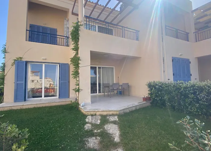 R&r Sea-view Apartment *